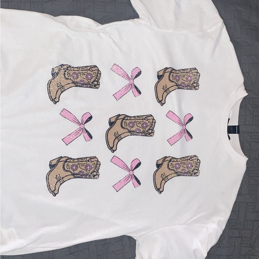 Streetwear Society White and Pink Short Sleeve Tee